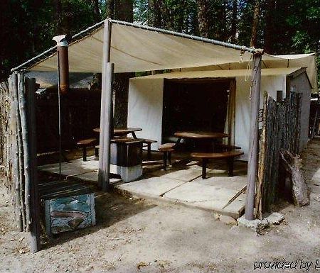 Housekeeping Camp Hotel Curry Village Restaurant billede